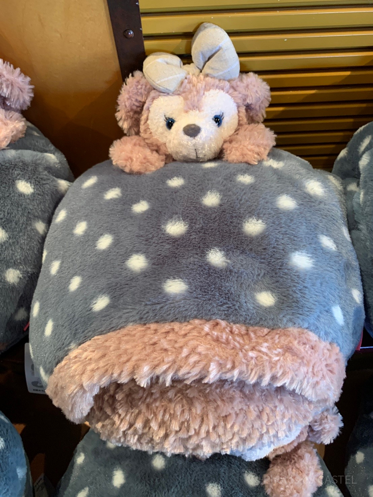 新品　ディズニーシー　シェリーメイ　クッション　ぬいぐるみ 新品 ディズニーシー シェリーメイ クッション ぬいぐるみ 新品