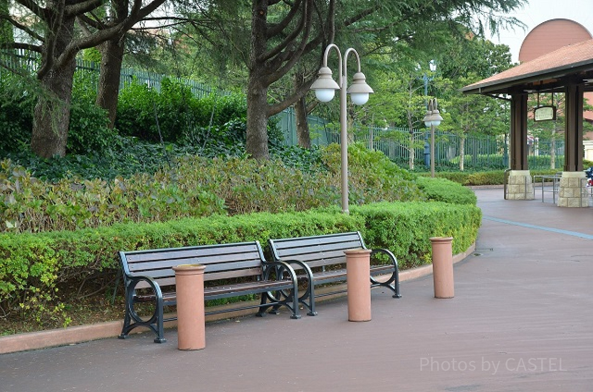 パークエントランスノース側の喫煙所