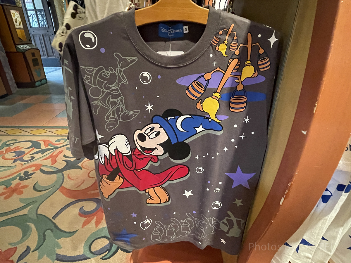 Tシャツ