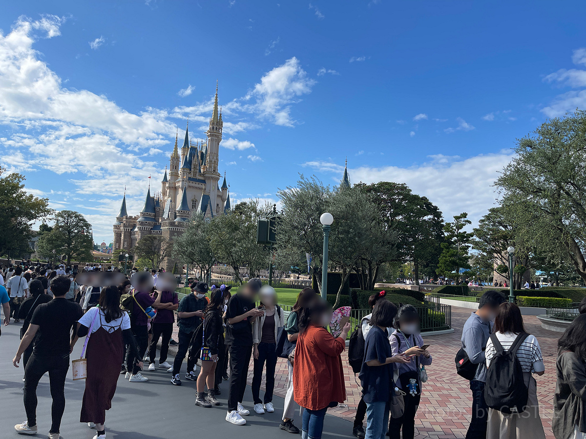 2572.海外ディズニーワールドキャストランヤードピンハート