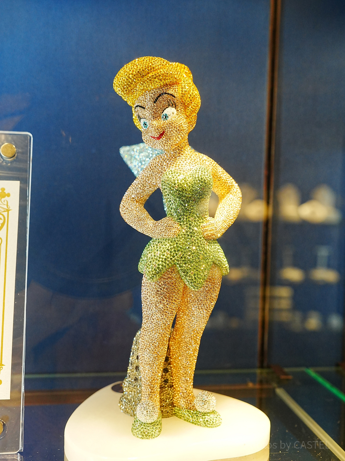 ティンカーベルのフィギュア大サイズ