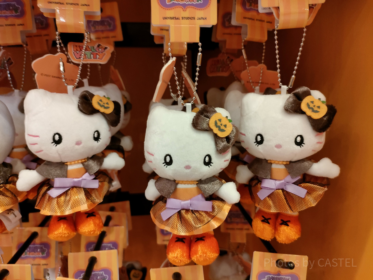 ユニバハロウィン2022グッズ：ハローキティ ぬいぐるみキーチェーン