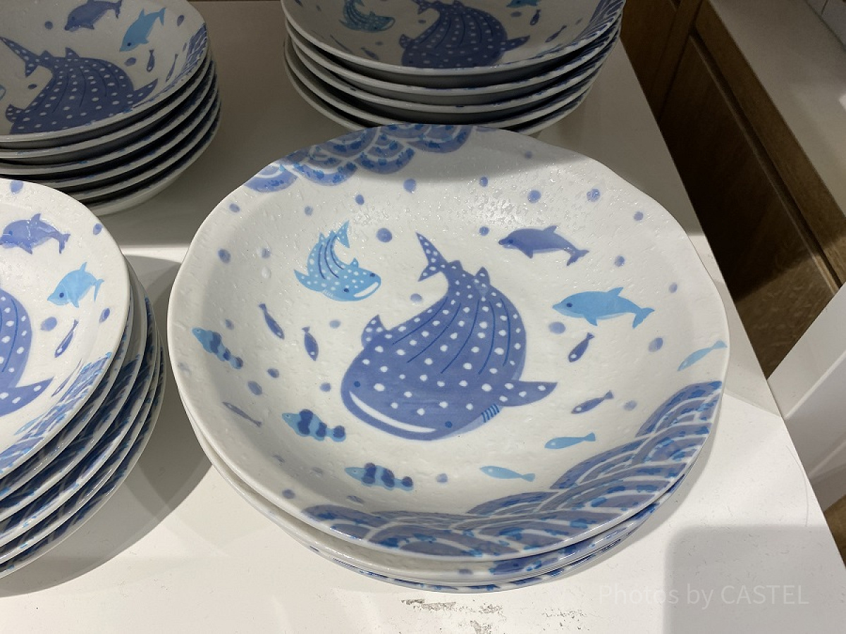 ジンベエザメのお皿（海遊館）