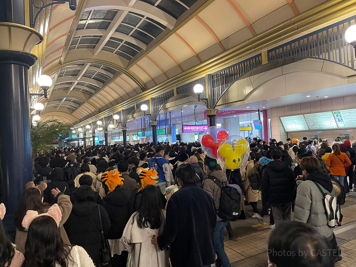 舞浜駅が混雑するのはいつ？