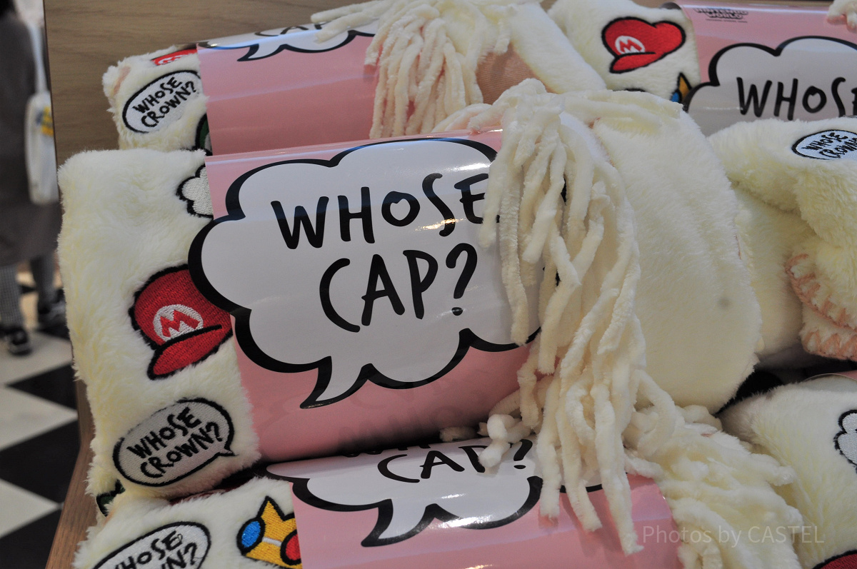 WHOSE CAP?　ブランケット