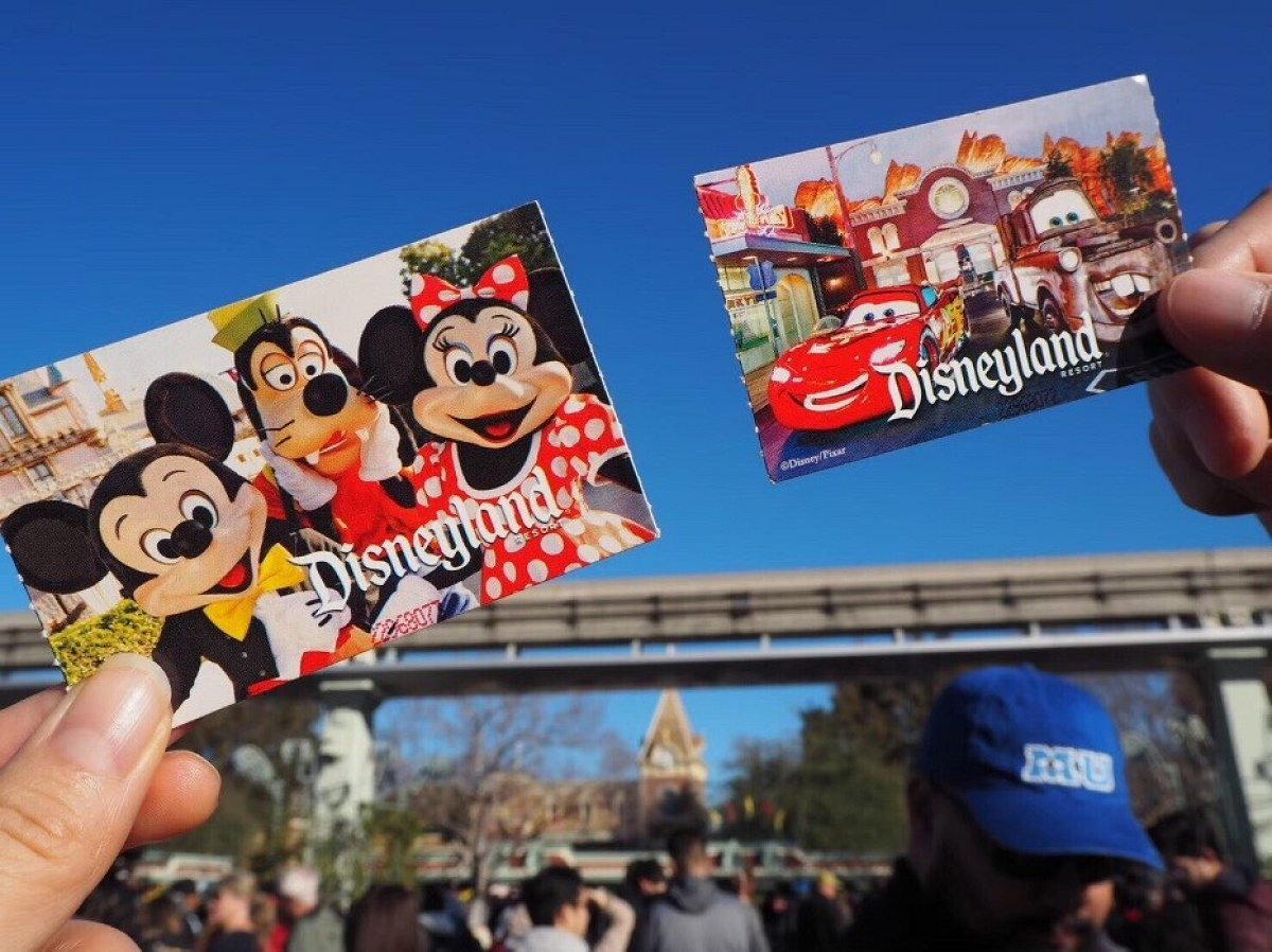 カリフォルニア・ディズニーのチケット キャステル CASTEL ディズニー情報