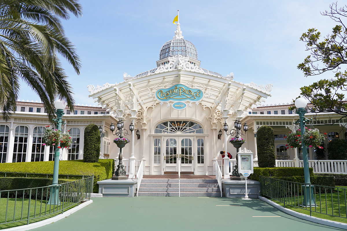 クリスタルパレス・レストラン キャステル CASTEL ディズニー情報