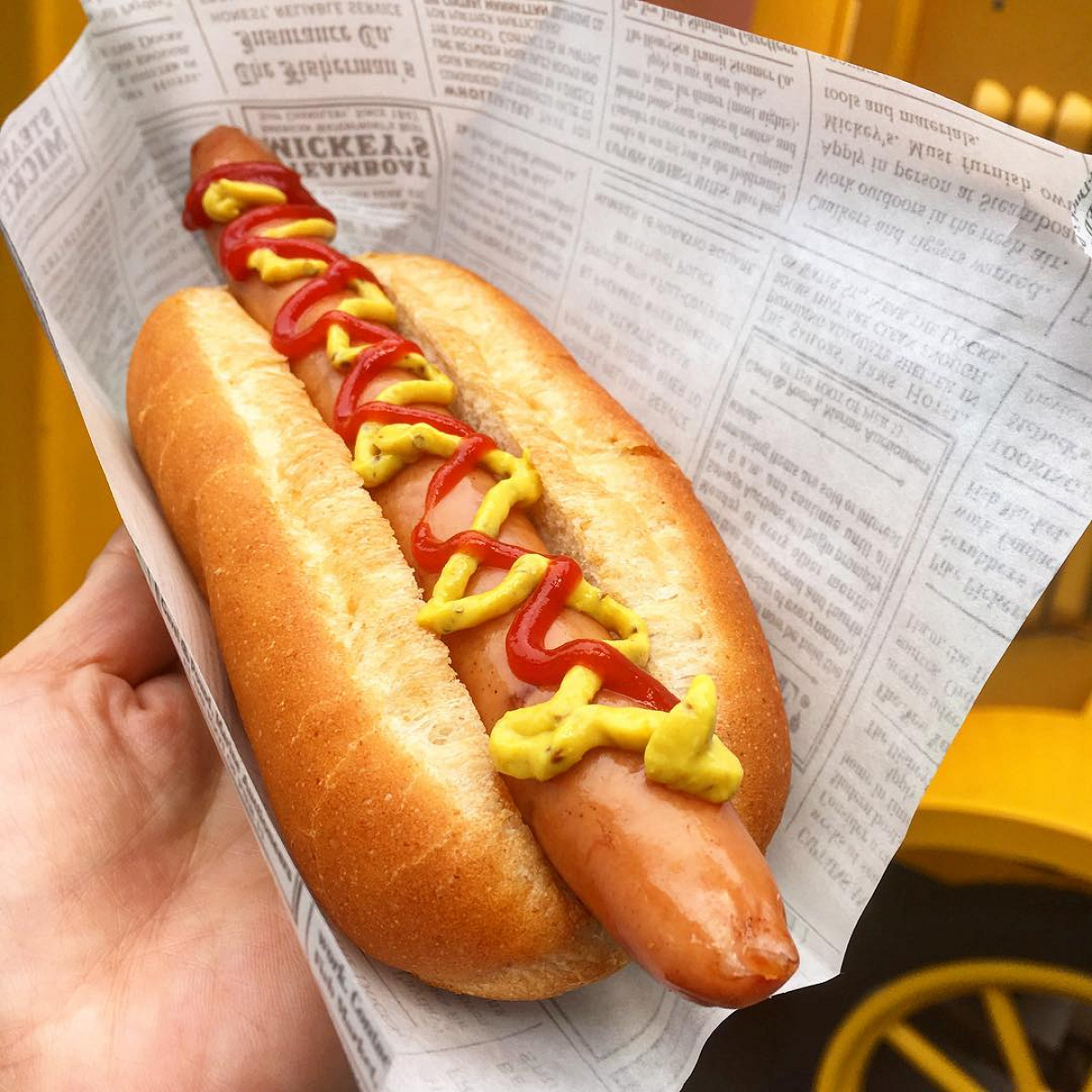 ホットドッグ キャステル CASTEL ディズニー情報