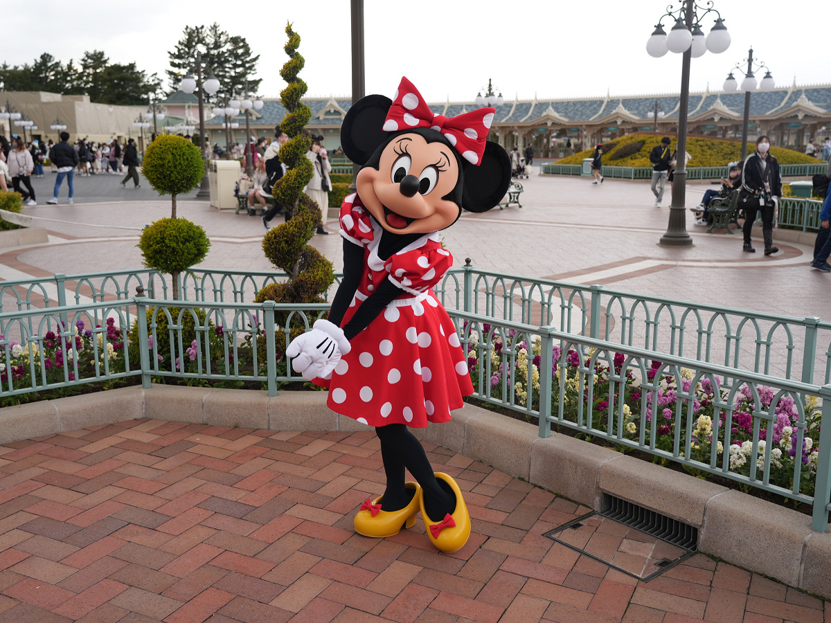 仕入れ商品詳細 > [Disney Showcase]ディズニー100 ミニー | 田畑株式