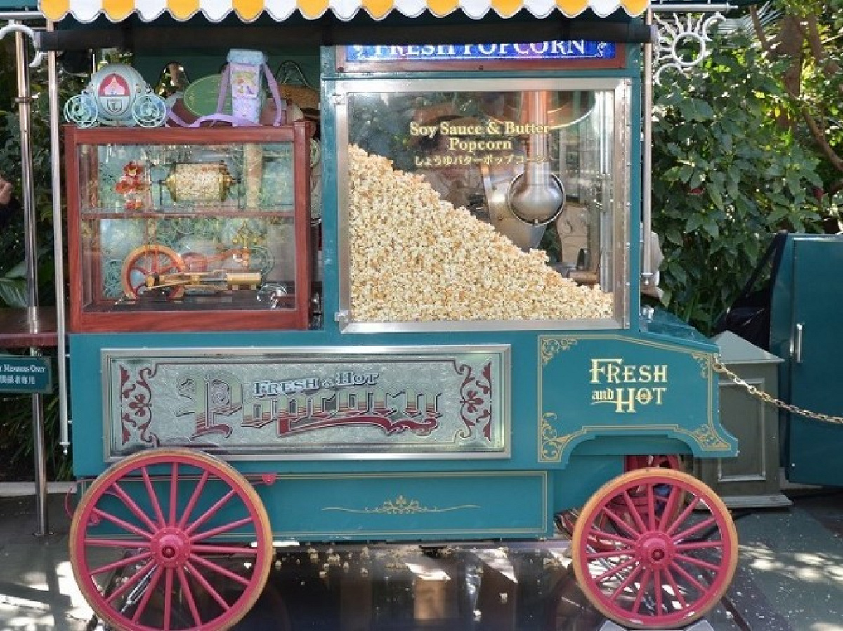 東京ディズニーランドのポップコーンワゴン キャステル Castel ディズニー情報 東京ディズニーランドのポップコーンワゴン キャステル Castel ディズニー情報