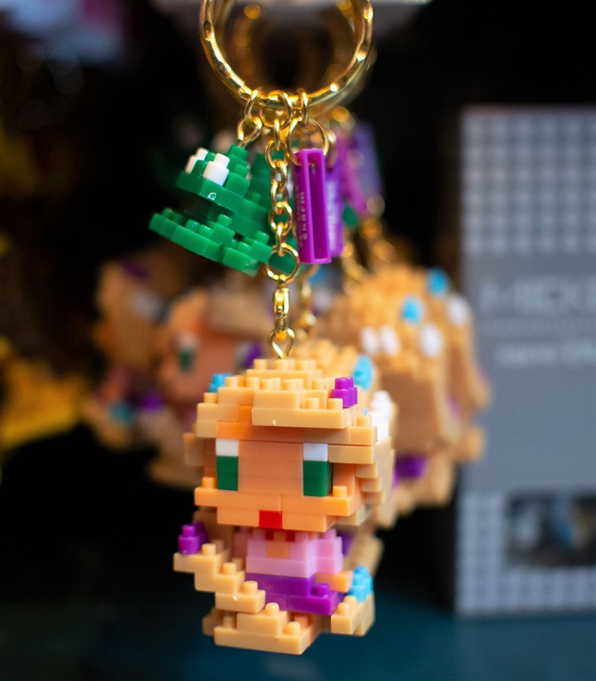 ラプンツェルのナノブロック型キーチェーン キャステル Castel ディズニー情報