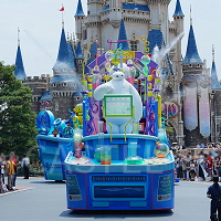 【ディズニー夏】びしょ濡れイベントにおすすめの服装は？着替えスペースはある？