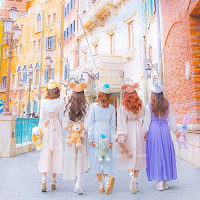 【2025秋】10月のディズニーの服装まとめ!おすすめのアイテム&コーデ例!ディズニーバウンドも!