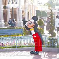 【ディズニーランド】メインストリート・ハウス前のグリーティング！参加方法や登場キャラクターまとめ