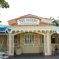 【ザ・ガゼーボ】骨付きソーセージとビール期間限定ドリンクのお店!メニューや場所、値段を解説!