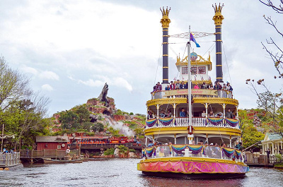 待ち時間も】蒸気船マークトウェイン号徹底解説！ディズニー35周年限定