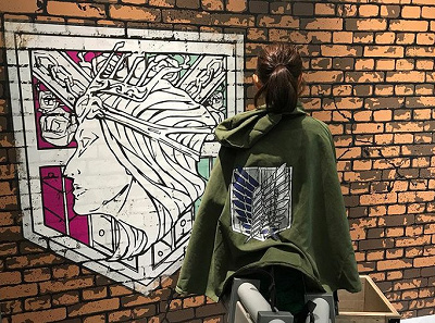 「進撃の巨人」調査兵団コーデの後ろ姿/2019年撮影