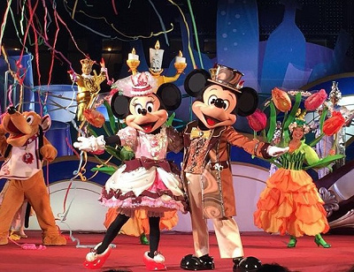 ディズニー★JCBカードを持ってミッキーたちに会いにいきましょう！