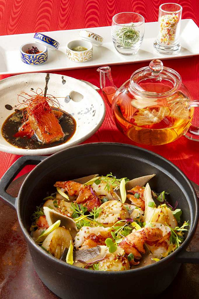 オマール海老と帆立貝のココットご飯 トリュフ香る金目鯛の煮つけ