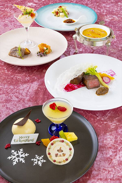 ディズニー・クリスマス　スペシャルディナー　エメラルドギフト