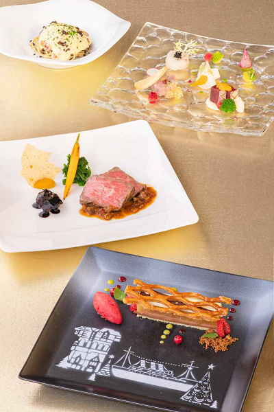 “ディズニー・クリスマス”スペシャルディナー スカーレット・クリスマス