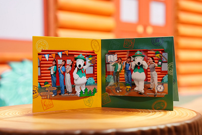 思い出の写真はステッカー付のオリジナル台紙に入れて飾ろう！