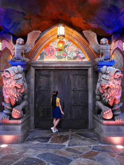 城内へと続く扉