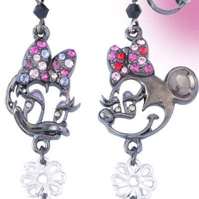 イヤリング　アップ