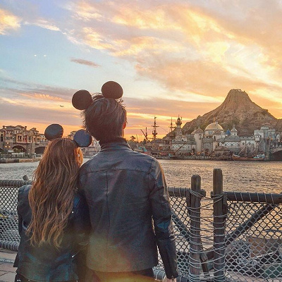 ディズニーシーのカップル写真ポーズ37選！フォトジェニックな