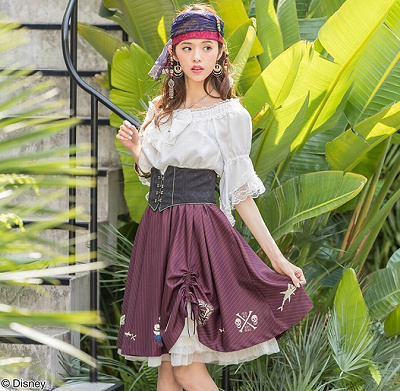 ガーリーなパイレーツワンピ