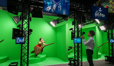 グリーンスクリーン体験(スタジオツアー東京)