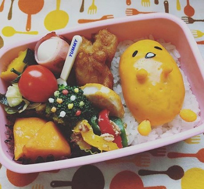 チェダーチーズを温めて作ったぐでたま弁当