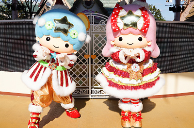 クリスマスコスチュームのキキララ