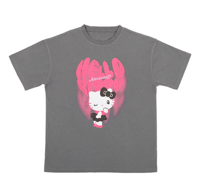 キティのTシャツ