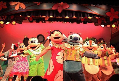 「リロのルアウ&ファン」