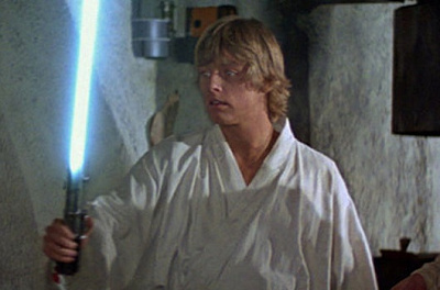 ライトセーバーを手にするルーク・スカイウォーカー