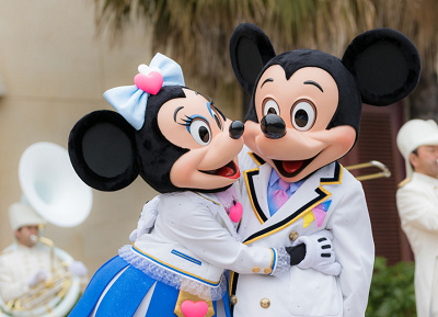 お互いのことが大好きなミッキーとミニー