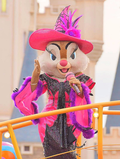 ディズニー】チップとデールの憧れの歌姫クラリス！ショーパレード