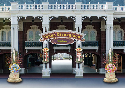 ディズニーランドのお正月デコレーション
