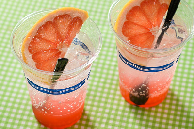 ピンクグレープフルーツのハイボール