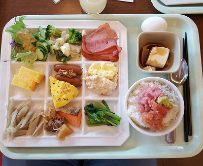 メニュー豊富な朝食ビュッフェ