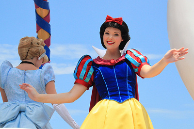 白雪姫の身長は意外と高い