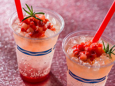 スパークリングカクテル(バーボン&ベリー)