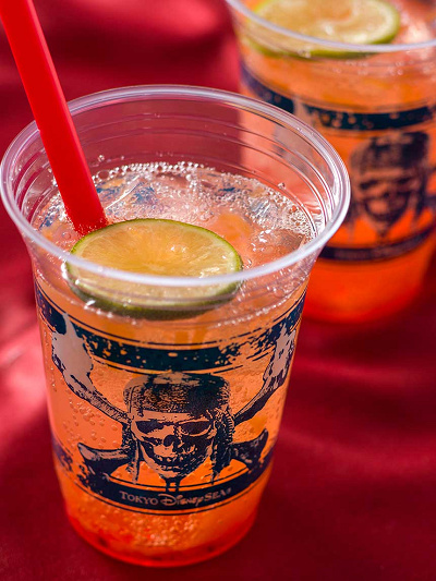 スパークリングカクテル(ウォッカ・オレンジゼリー)