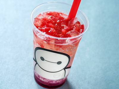 スパークリングゼリードリンク（ストロベリー＆バタフライピー）