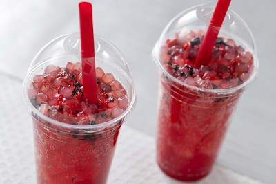 スパークリングタピオカティー（ピーチ&ベリー）