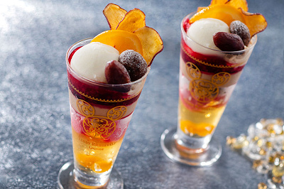 スペシャルパフェ、コレクタブルグラス付き