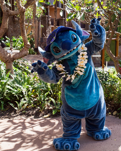 ディズニーランドで会えるスティッチ