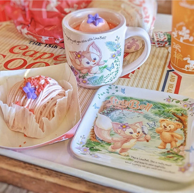 ストロベリーモンブランとスーベニアプレート(写真提供@akn.d_mfmさん)