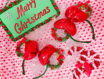 クリスマスリースをモチーフにされています!